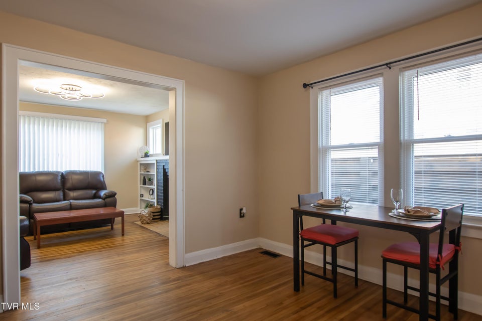 Photo #8: 416 Randolph Street