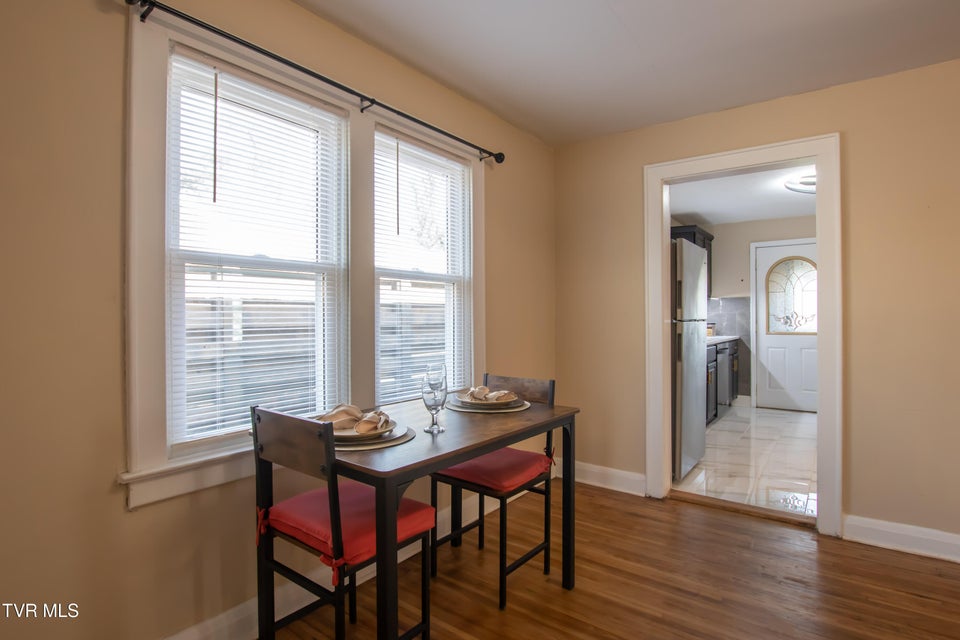 Photo #9: 416 Randolph Street