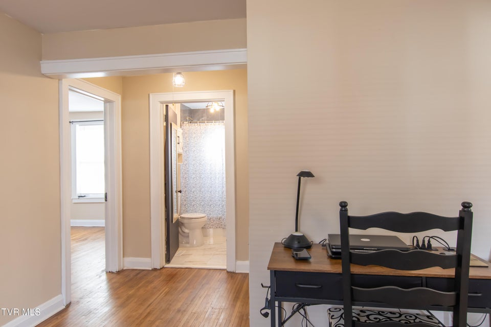 Photo #11: 416 Randolph Street