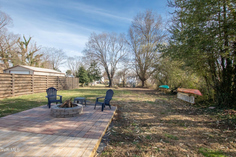 Photo #28: 416 Randolph Street