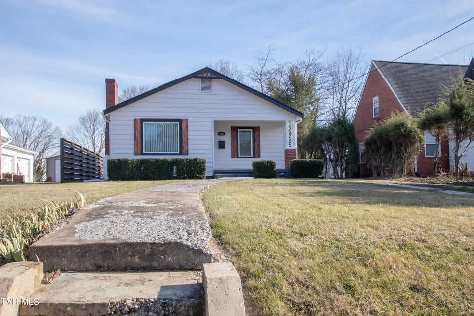 Photo #37: 416 Randolph Street