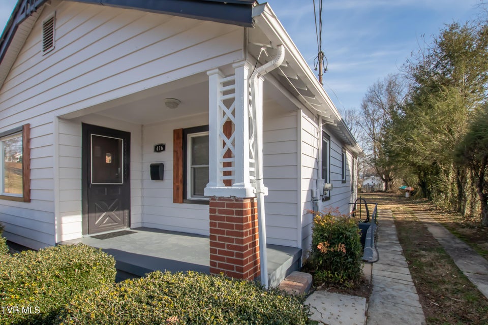 Photo #39: 416 Randolph Street