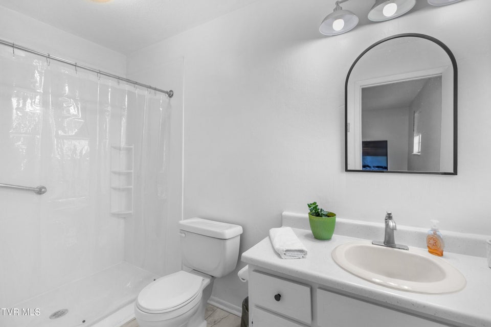 Photo #13: 100 Carroll Circle