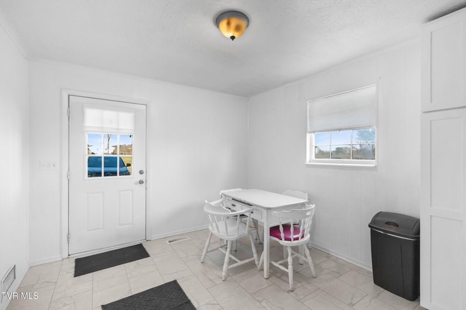 Photo #19: 100 Carroll Circle