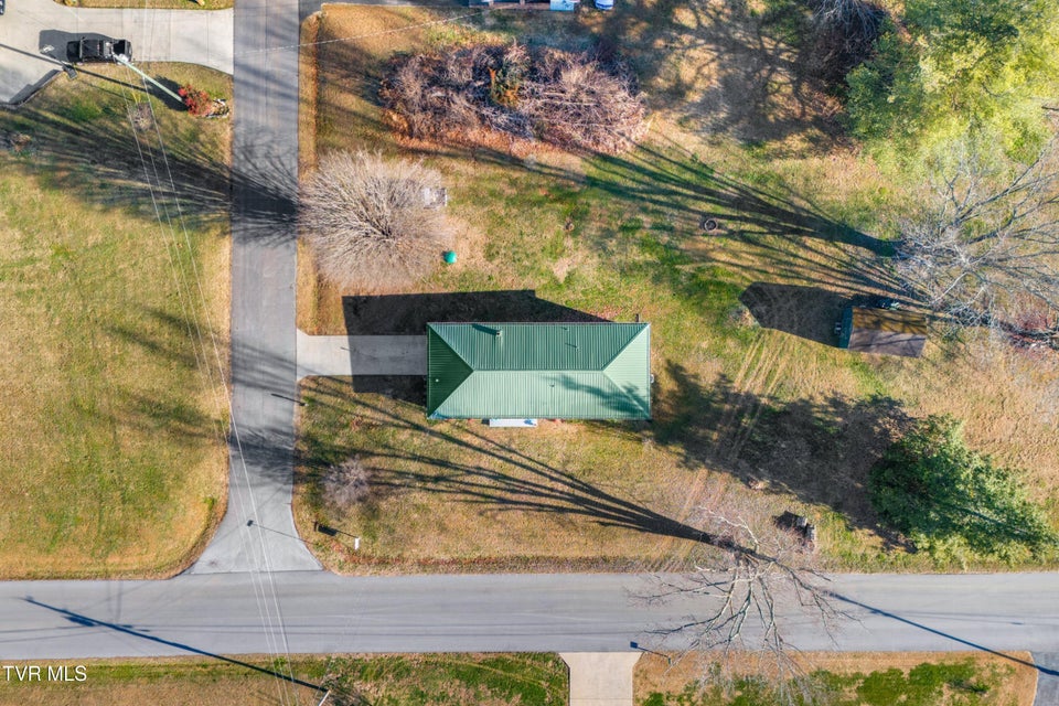 Photo #26: 100 Carroll Circle