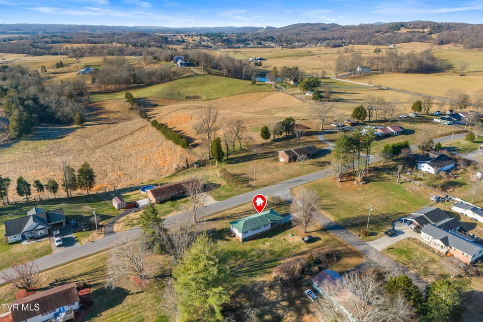 Photo #27: 100 Carroll Circle