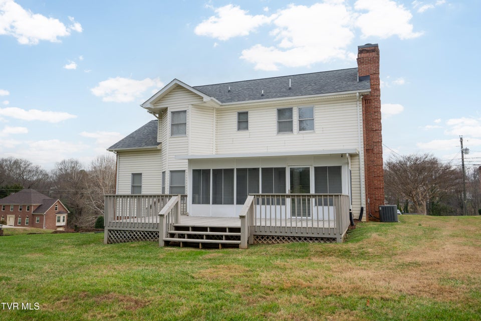 Photo #7: 285 Chesterfield Drive