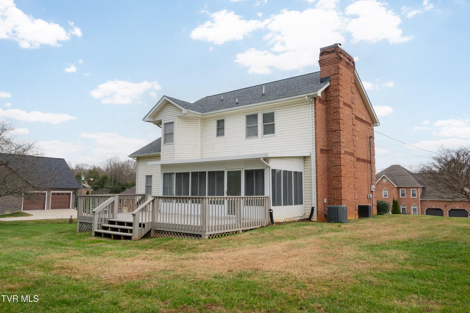 Photo #9: 285 Chesterfield Drive