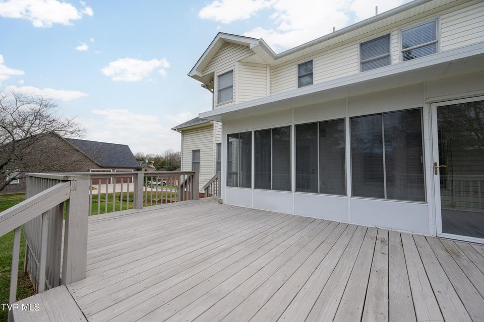 Photo #10: 285 Chesterfield Drive