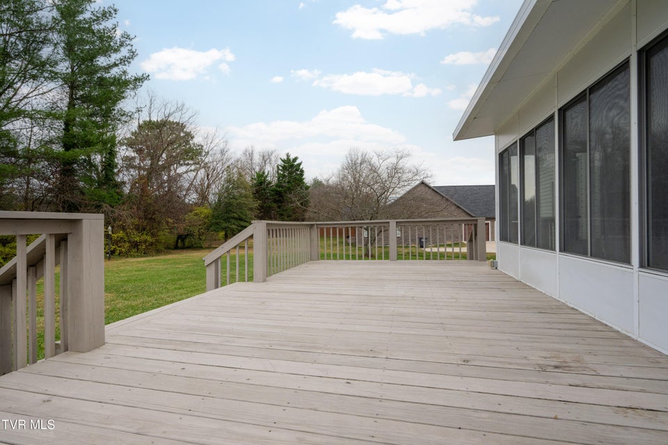 Photo #14: 285 Chesterfield Drive