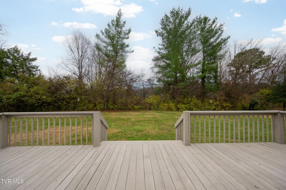 Photo #15: 285 Chesterfield Drive