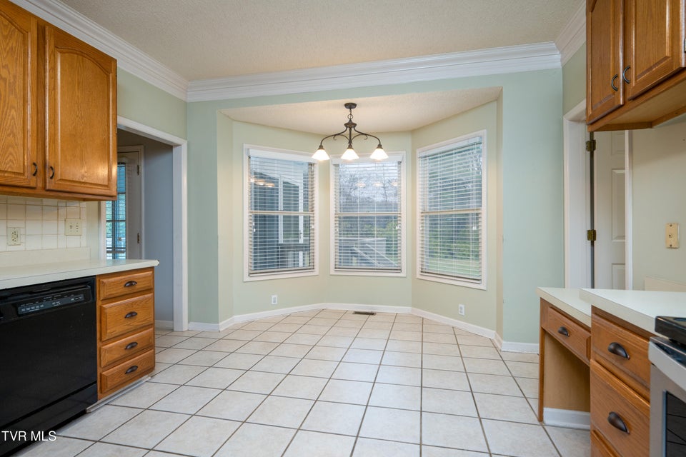 Photo #16: 285 Chesterfield Drive