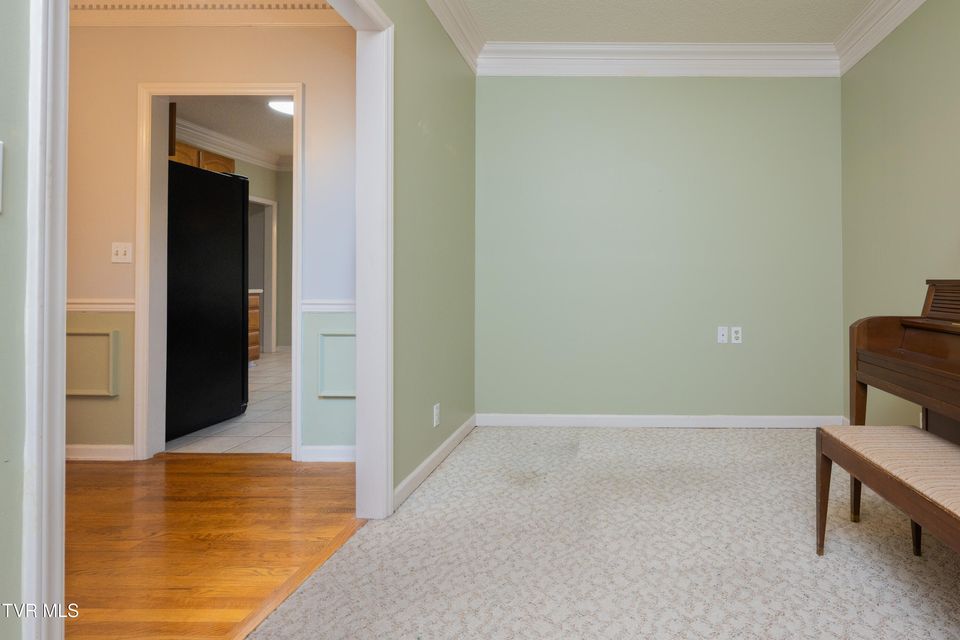 Photo #35: 285 Chesterfield Drive