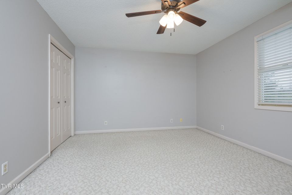 Photo #39: 285 Chesterfield Drive