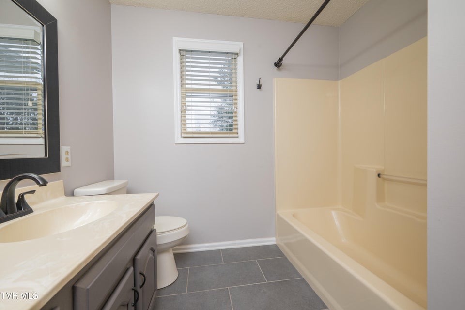 Photo #52: 285 Chesterfield Drive