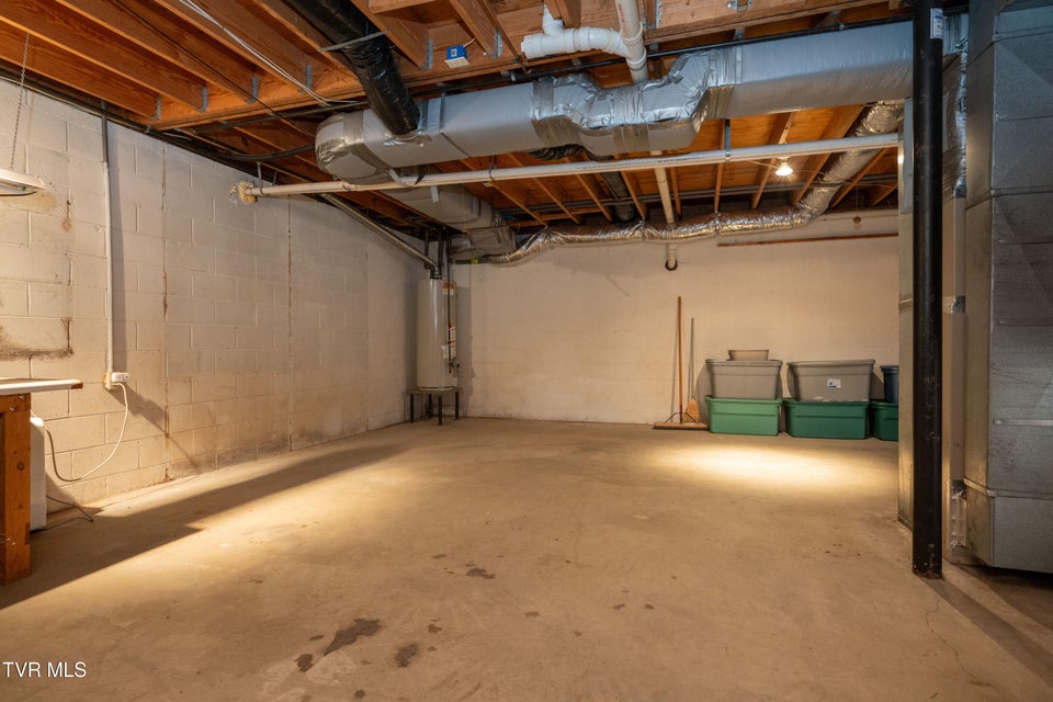 Photo #54: 285 Chesterfield Drive