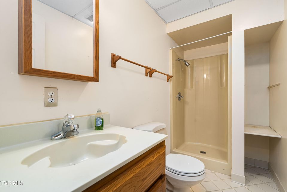 Photo #40: 220 Rock Springs Road