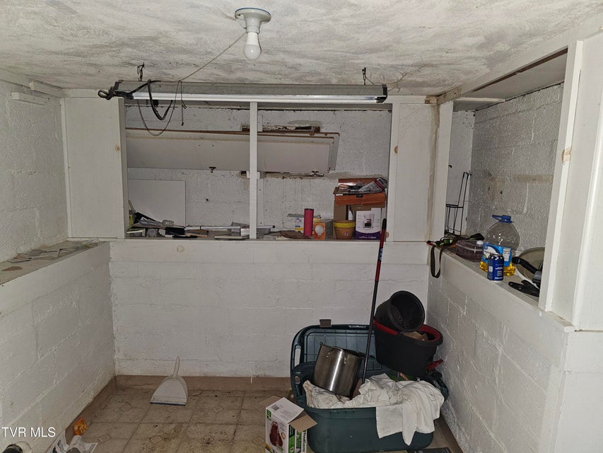 Photo #5: 3910 Bond Drive