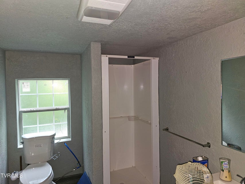 Photo #6: 3910 Bond Drive