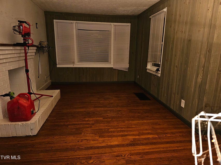 Photo #8: 3910 Bond Drive