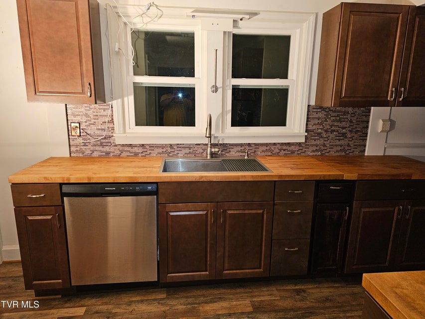 Photo #11: 3910 Bond Drive