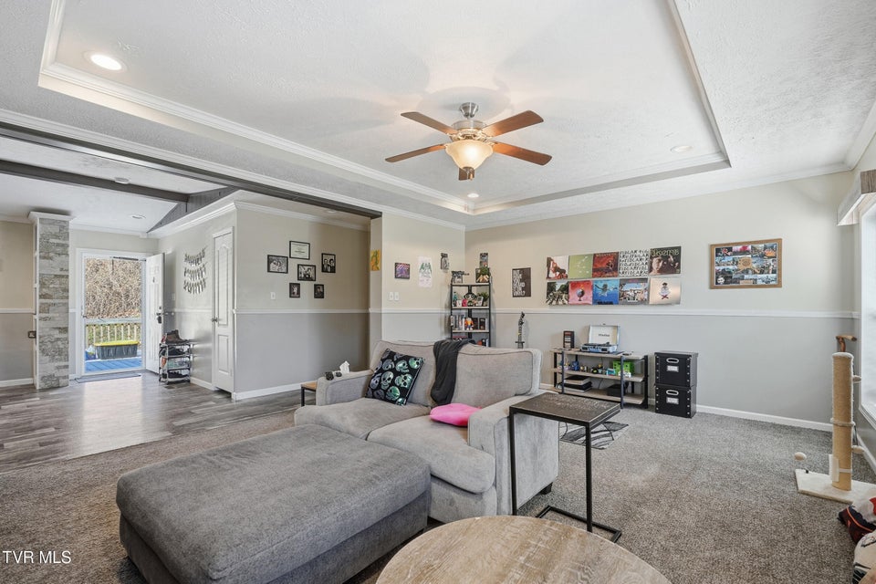 Photo #8: 206 Wampler Avenue