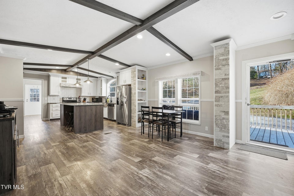 Photo #14: 206 Wampler Avenue