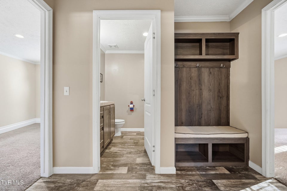 Photo #22: 206 Wampler Avenue