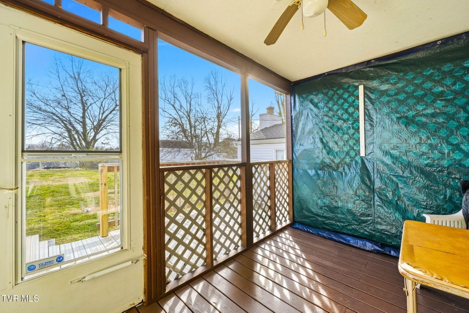 Photo #19: 557 Jackson Street