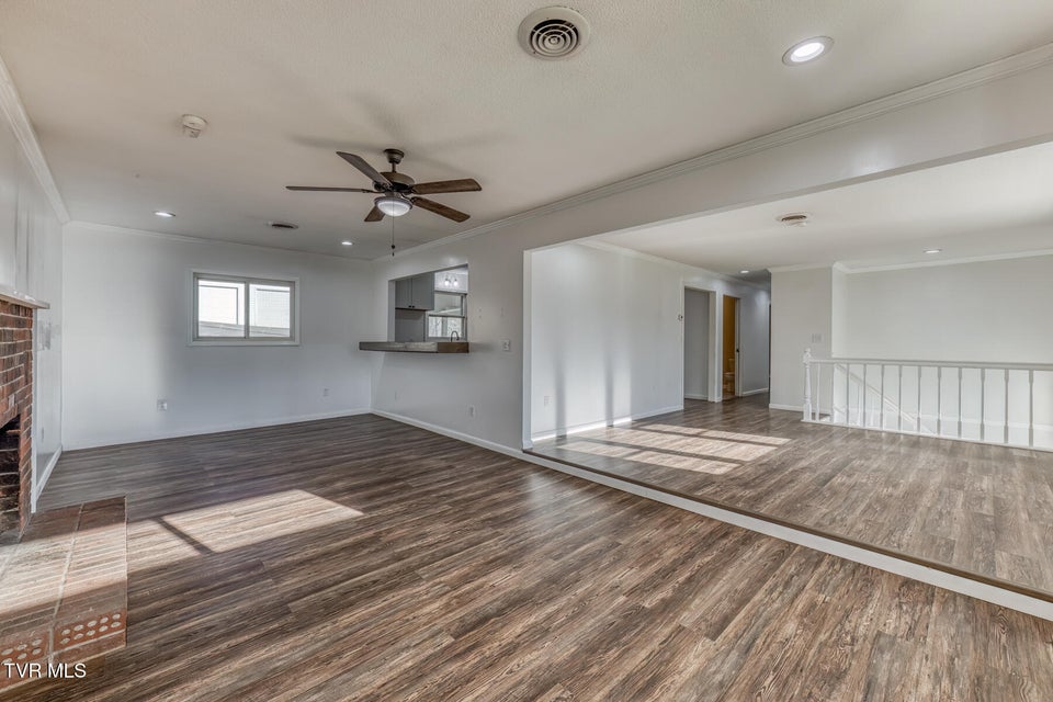 Photo #9: 1956 Enterprise Road