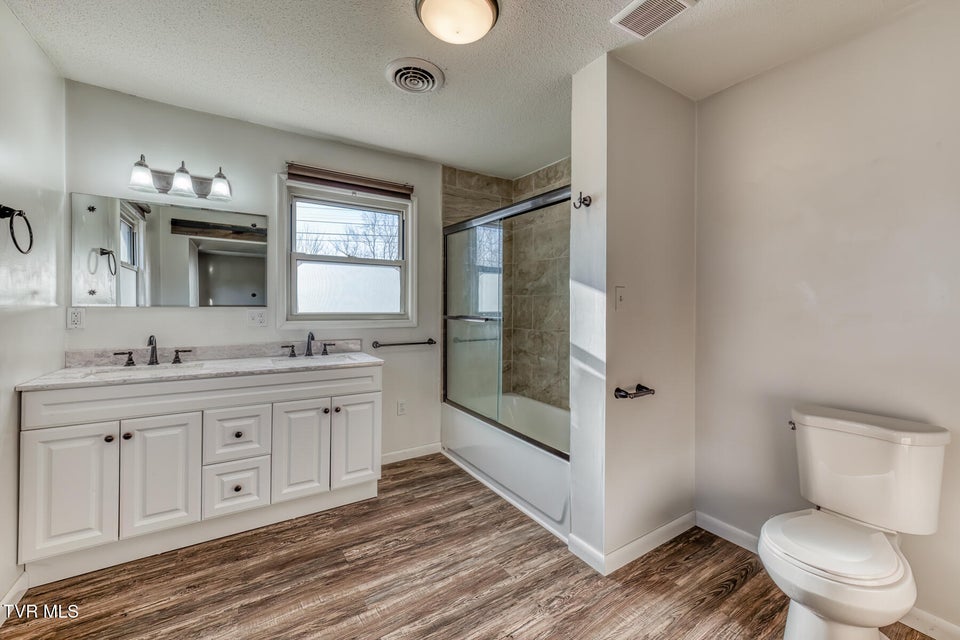 Photo #23: 1956 Enterprise Road