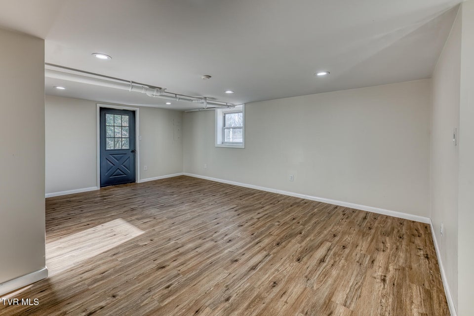 Photo #30: 1956 Enterprise Road