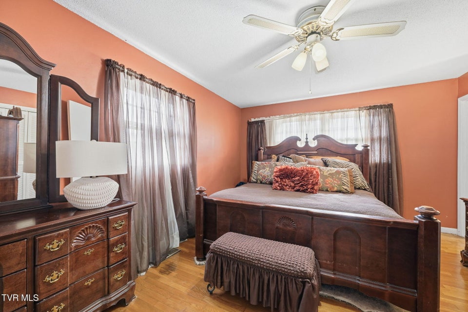 Photo #10: 1200 Michigan Avenue