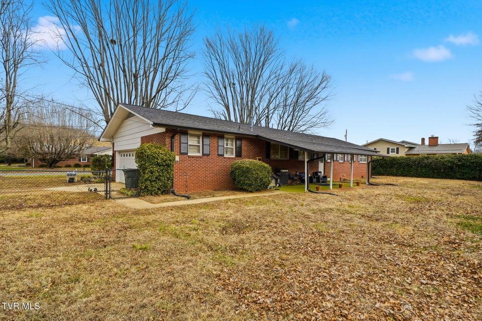 Photo #23: 1200 Michigan Avenue