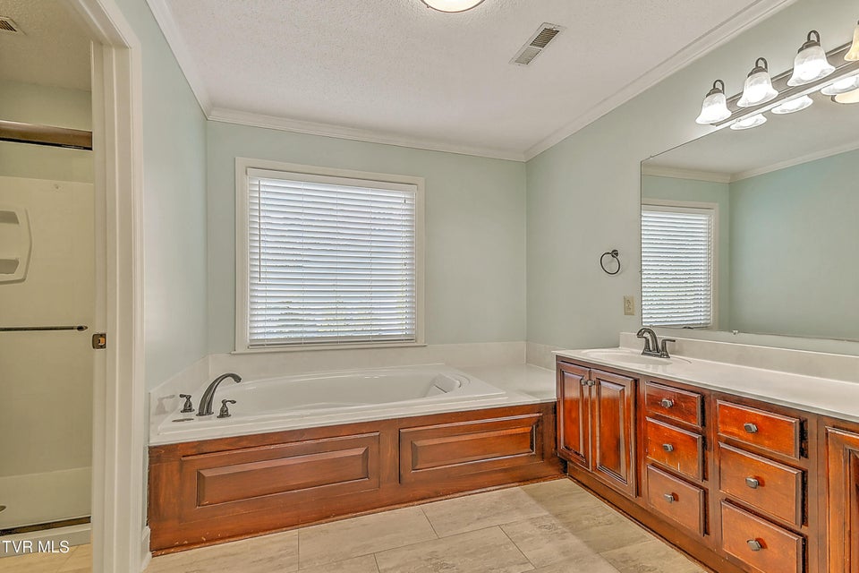 Photo #33: 2308 Granite Drive