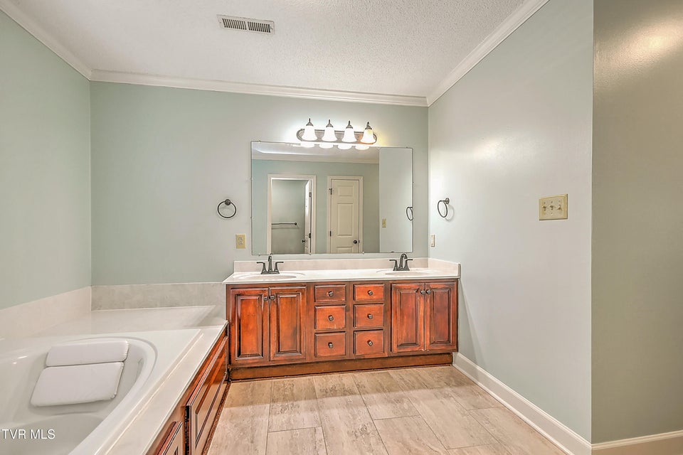 Photo #36: 2308 Granite Drive