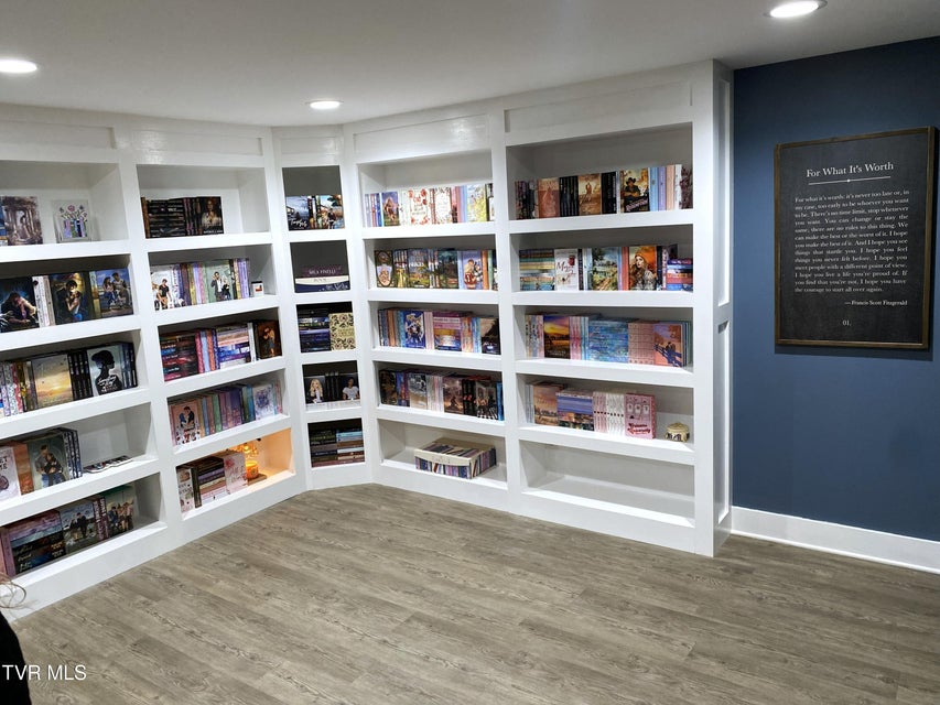 Photo #9: 539 Rambling Road