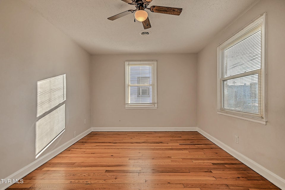 Photo #5: 1405 Newton Street