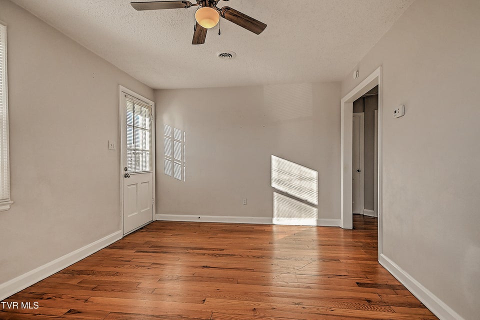 Photo #6: 1405 Newton Street