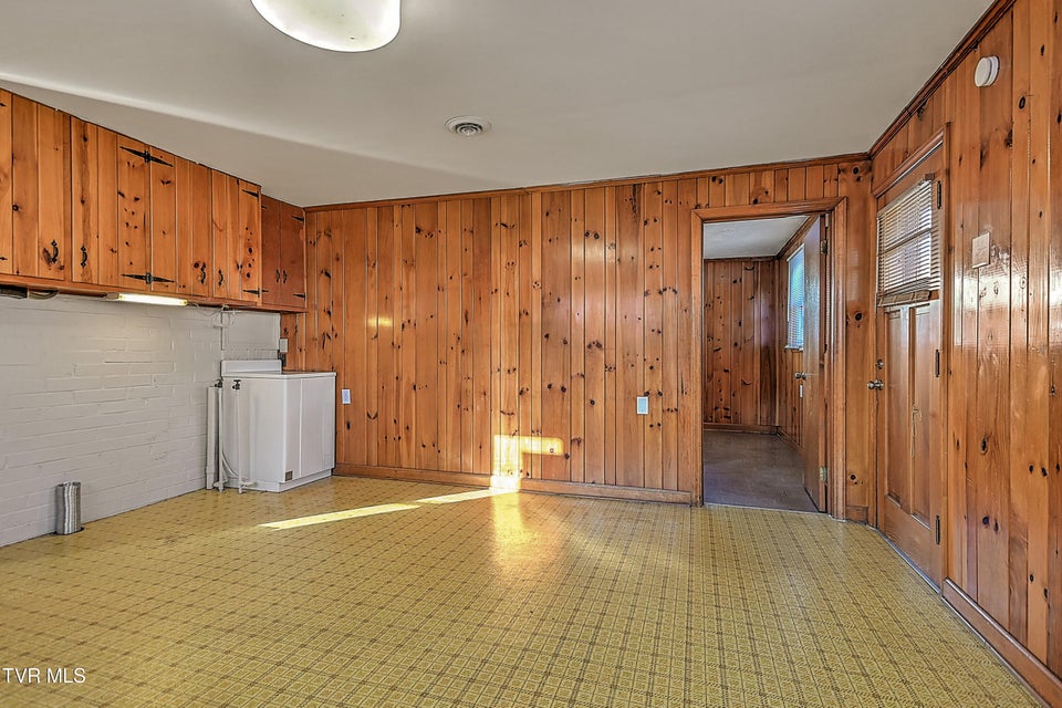 Photo #14: 1405 Newton Street