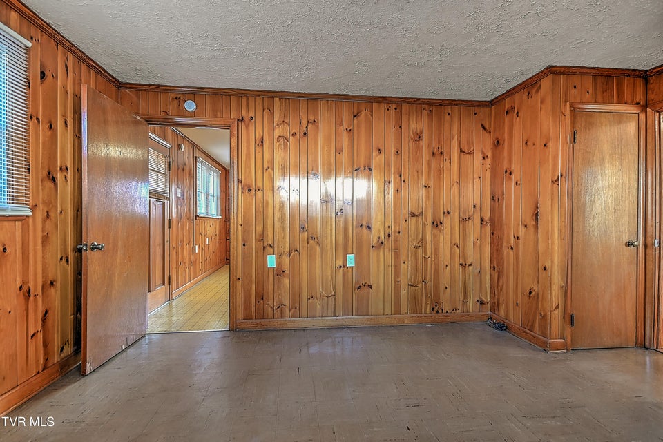 Photo #19: 1405 Newton Street