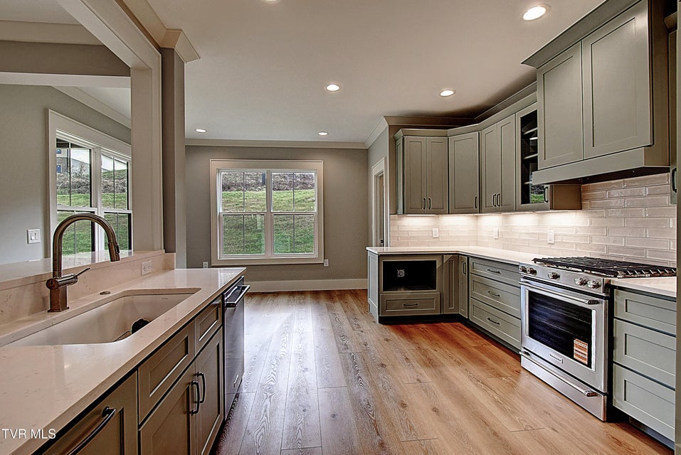 Photo #16: 174 Boones Station Road