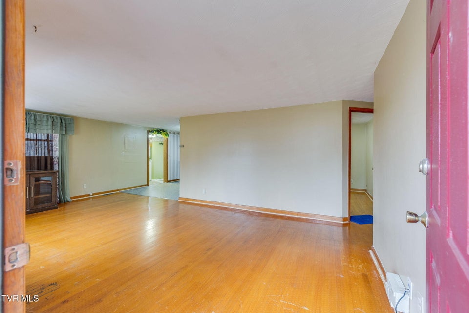 Photo #6: 165 Astor Dr Drive