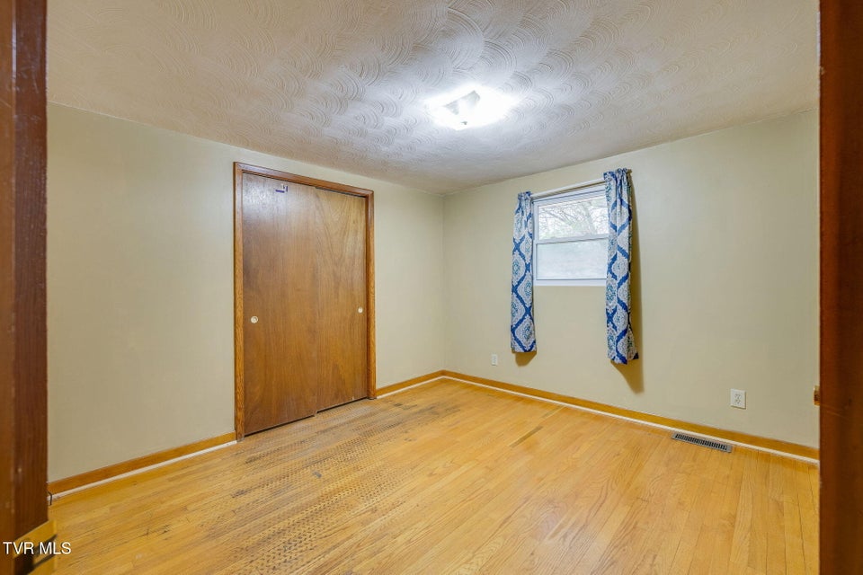 Photo #13: 165 Astor Dr Drive