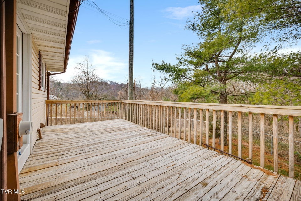 Photo #20: 165 Astor Dr Drive