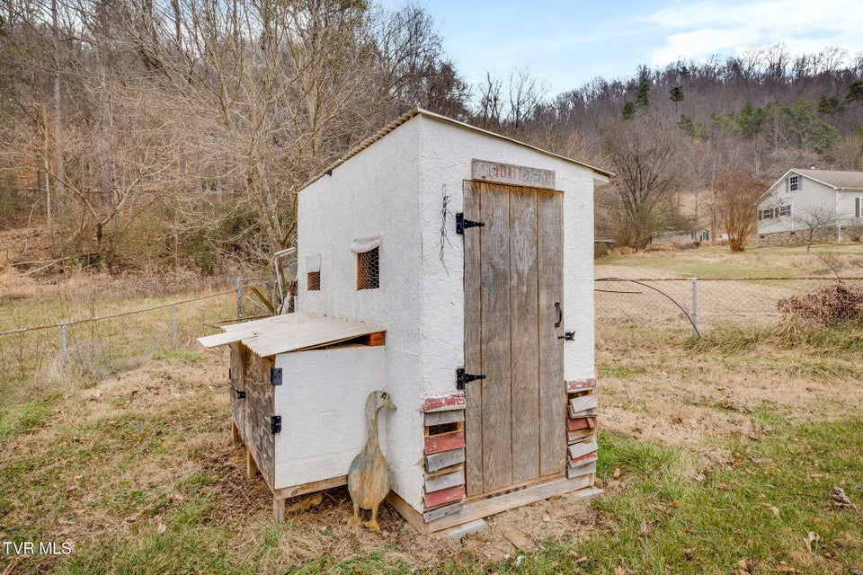 Photo #24: 165 Astor Dr Drive