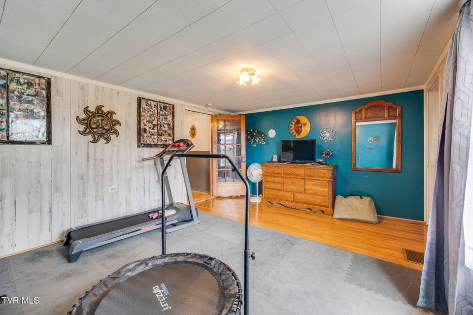 Photo #26: 125 Squirrel Haven Drive