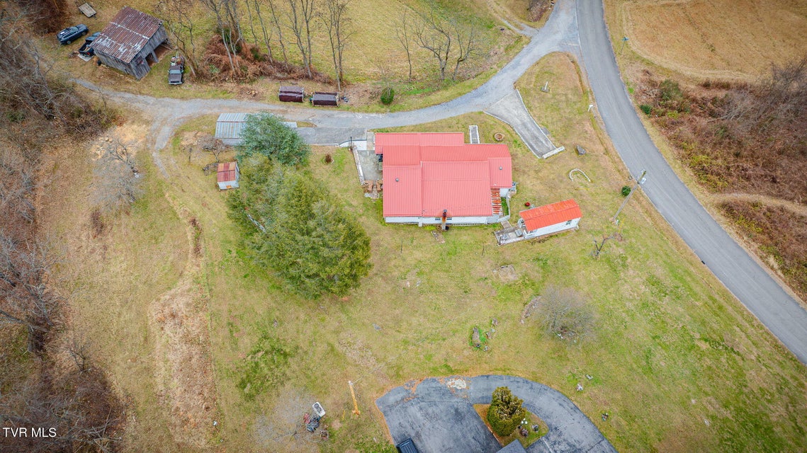 Photo #36: 125 Squirrel Haven Drive