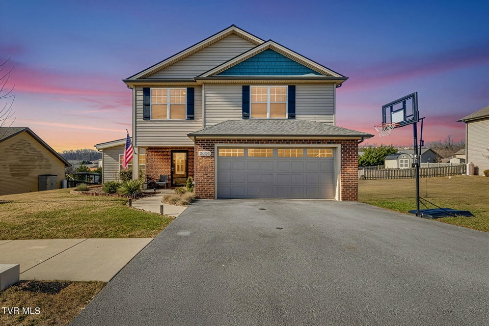 Photo #2: 2054 Meadow Creek Lane