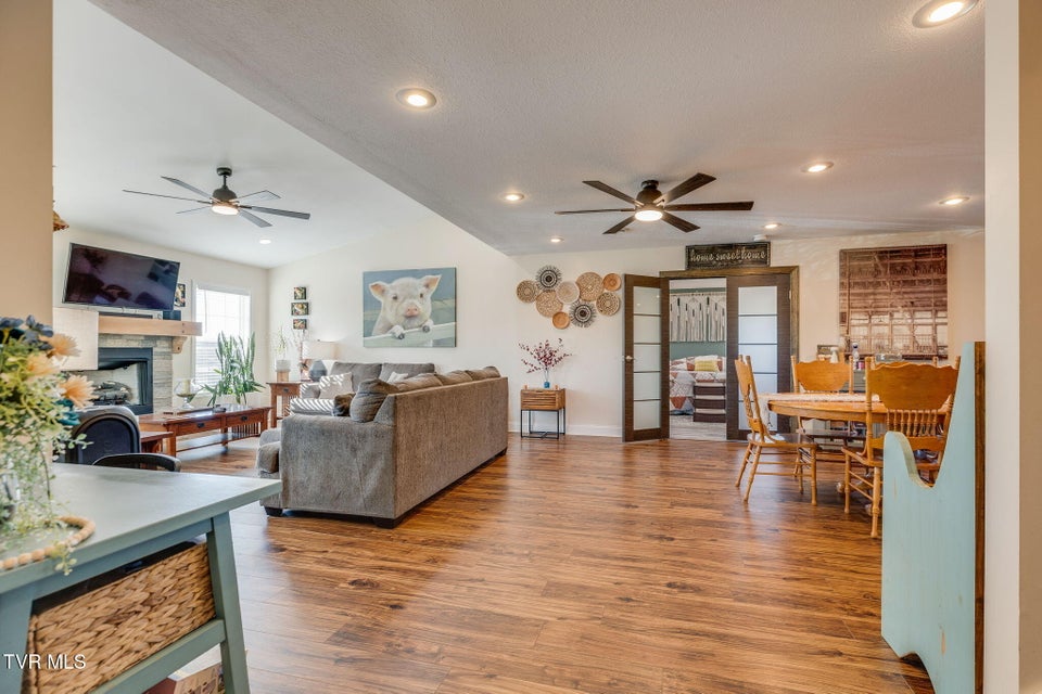 Photo #7: 2054 Meadow Creek Lane